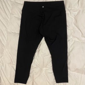 Black Lululemon Wunder Under 25” Leggings - Size 16